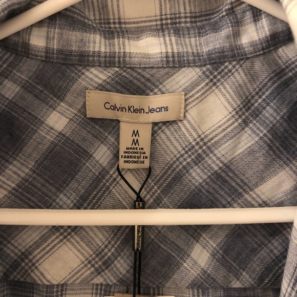 Calvin Klein Blue and White Flannel - Picture 2 of 3